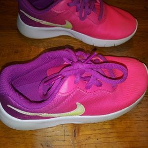 Nike shoes Little girls size 11.5c